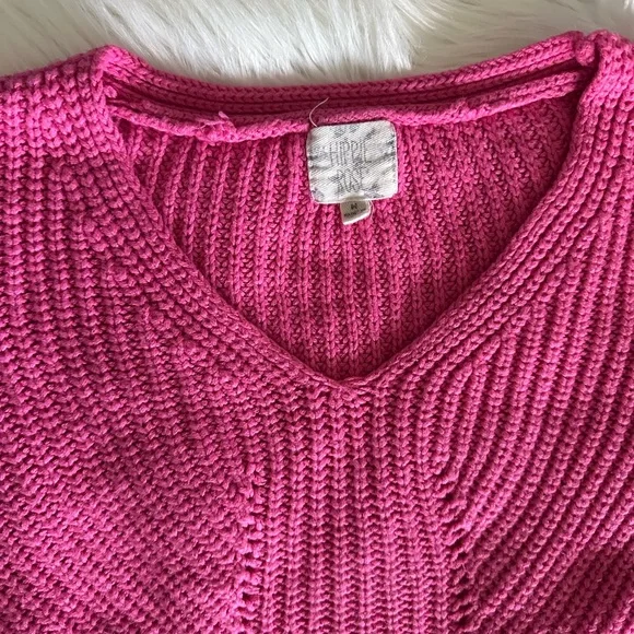 Hippie Rose Bright Hot Pink Knit V-Neck Sweater - Picture 3 of 8